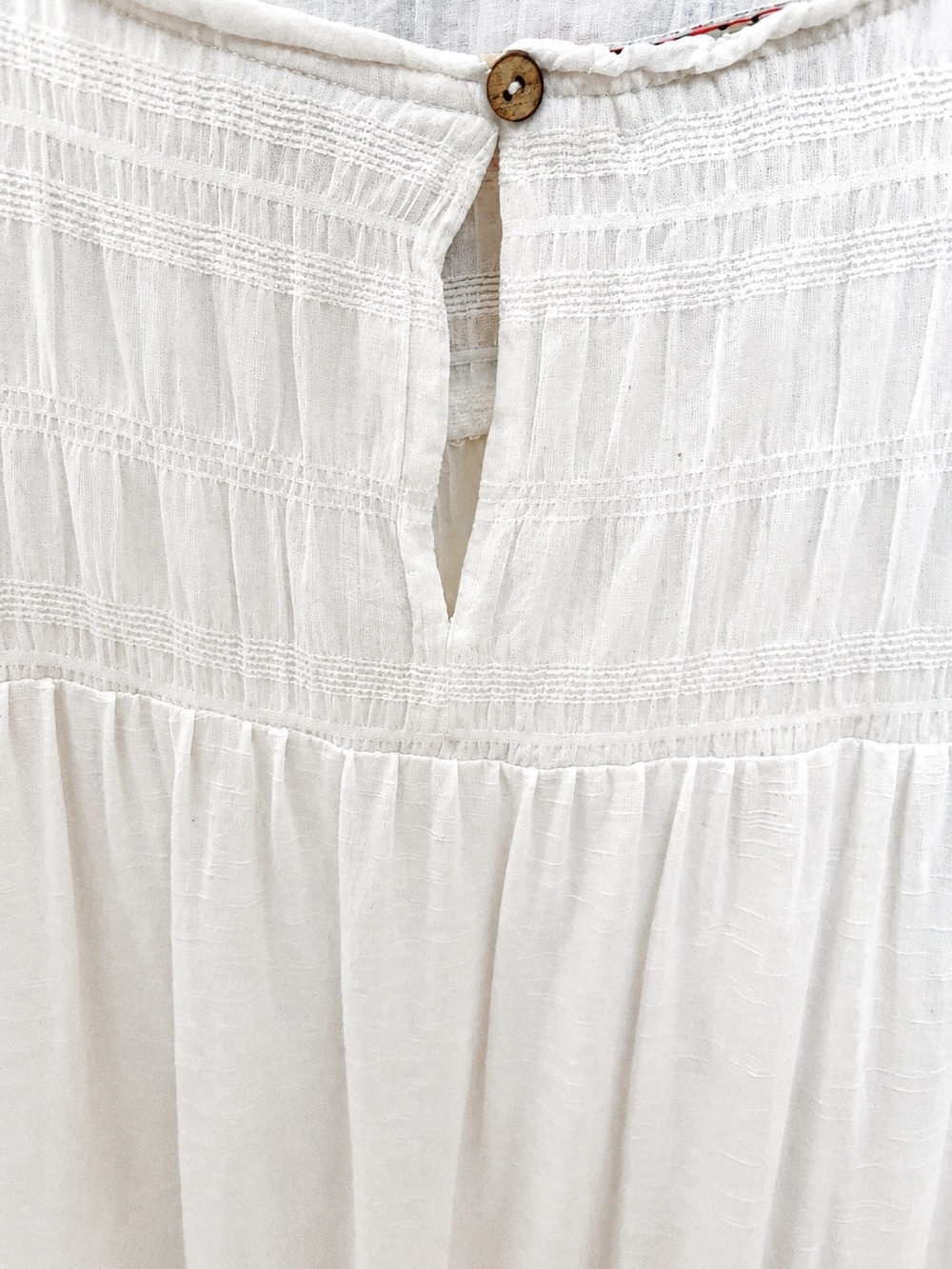 Knox Rose White Embroidered Boho Flutter Sleeve Top - Picture 6 of 10